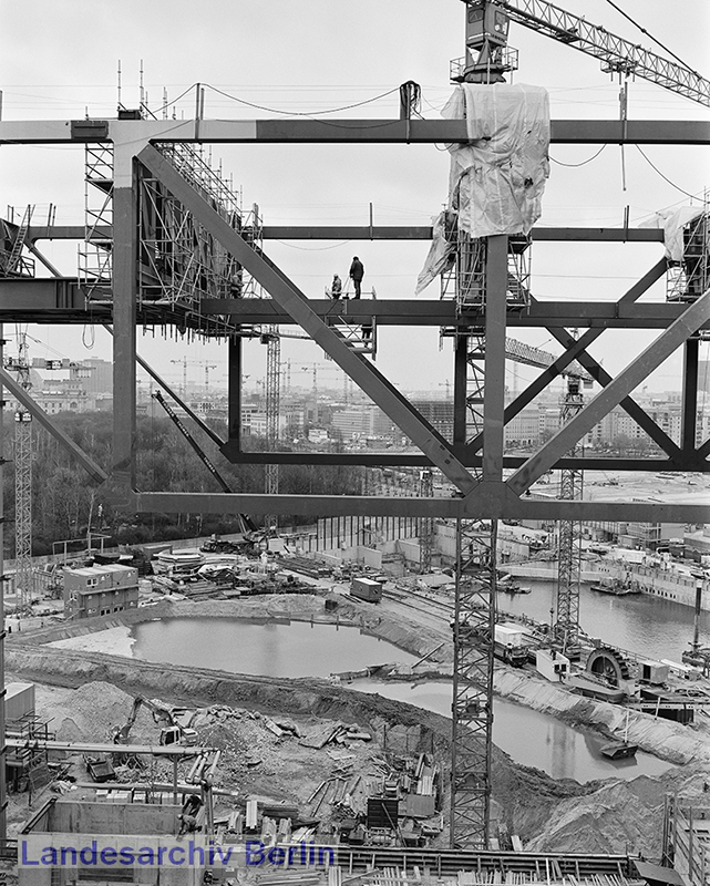 Baustelle SonyCenter, Bellevuestraße (Tiergarten), 11. Dezember 1998